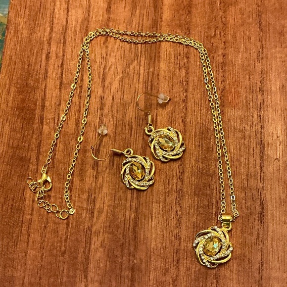 Source Unknown Jewelry - Stylish spiral flower high quality Earrings & necklace set, necklace 22”…